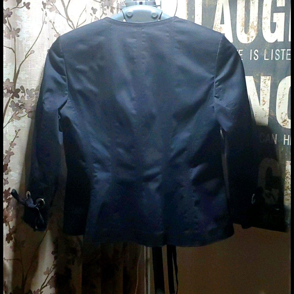 KASPER Jacket - Picture 2 of 9
